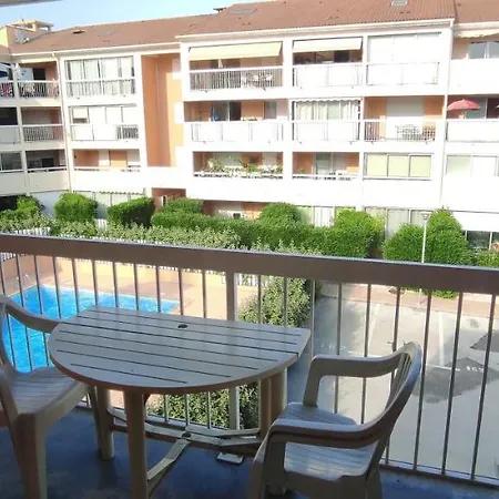 Le Ciel Bleu Apartment